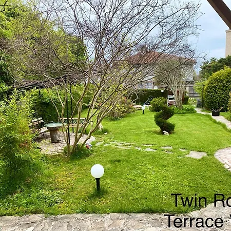 Saltanat 41 Pensiune 2*