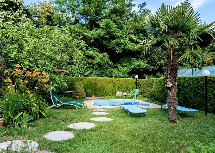 Saltanat 41 Къща за гости Варна