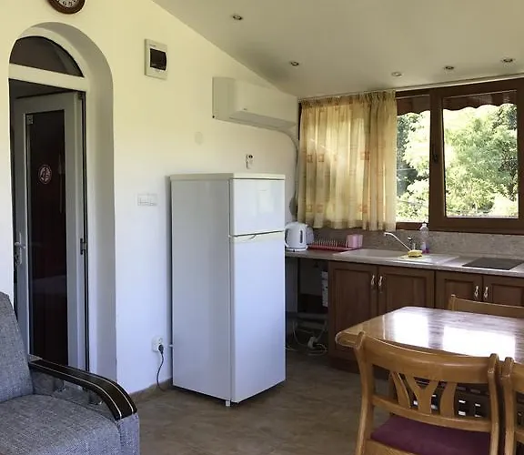 Saltanat 41 Pensiune