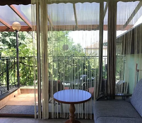 Saltanat 41 2* Варна