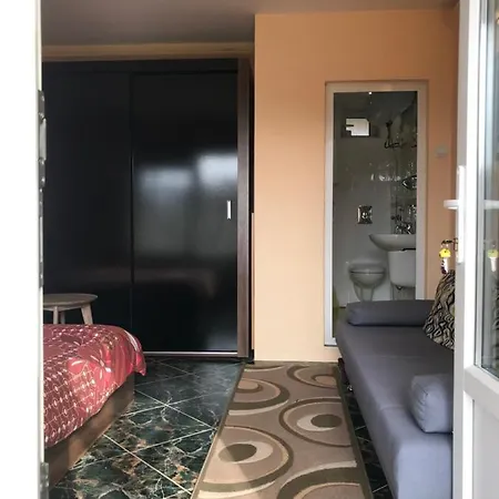 Guest house Saltanat 41