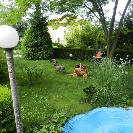 Pensión Saltanat 41 2*