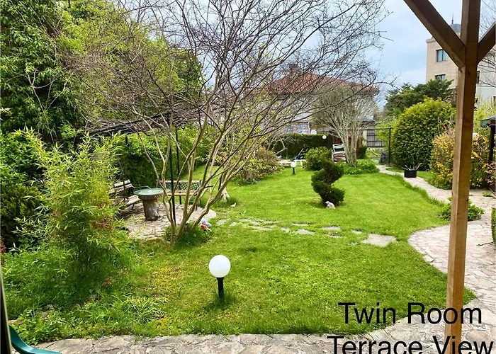 Saltanat 41 Gæstehus 2*